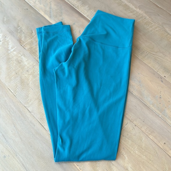 Lululemon wonder under teal size 4 - Picture 2 of 10